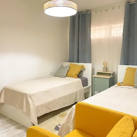 Sunset View 2 Bedroom Apartment *
