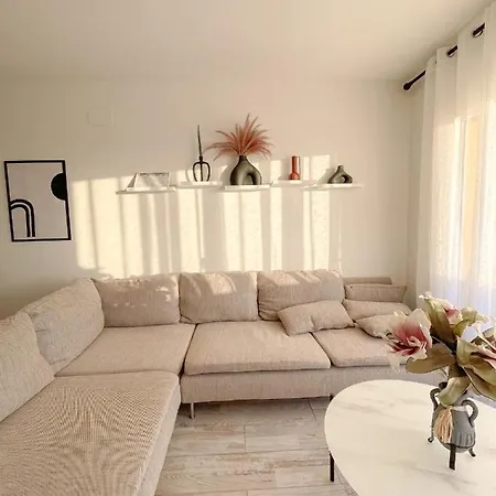 Sunset View 2 Bedroom 阿德耶